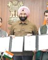 दिल्ली सरकार का वायु प्रदूषण से निपटने के लिए 'स्मॉग-खाने वाली' सतहों के पायलट अध्ययन हेतु आईआईटी मद्रास के साथ समझौता ज्ञापन9