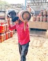पेट्रोलियम मंत्रालय ने वाणिज्यिक एलपीजी आवंटन 50% तक बढ़ाया पेट्रोलियम मंत्रालय ने वाणिज्यिक एलपीजी आवंटन 50% तक बढ़ाया45
