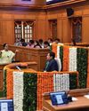 दिल्ली विधानसभा में गूंजा शहीदों का गौरवगान, अर्पित की पुष्पांजलि9