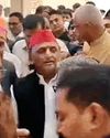 रेवाड़ी में भांजी की शादी में पहुंचे अखिलेश यादव रेवाड़ी में भांजी की शादी में पहुंचे अखिलेश यादव47