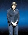 Tom Cruise Pays Tribute to Val Kilmer Tom Cruise Pays Tribute to Val Kilmer