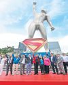 Superman Lands in Bridgetowne for Two-Day Fan Experience75