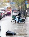 Heavy rains in New York kill 2, disrupt flights Heavy rains in New York kill 2, disrupt flights29