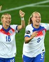 Finger-clicking good: how England stay in harmony18