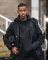 Isak's gamble looks rash as transfer stalemate drags on18