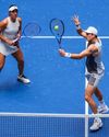 Sublime Draper and Pegula ease past Raducanu-Alcaraz16