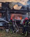 Russia airstrikes threaten peace talks, says Zelensky12