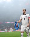 Pele parallels as Kane sets sights on World Cup glory16