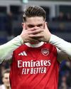 Everton gift leaves Arsenal top of the tree at Christmas16