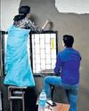 DUSU chief defaces principal's office24