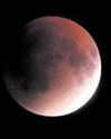 Total lunar eclipse enthrals stargazers0