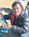 'Chewed ice': Everest survivor Dawa Sherpa recounts ordeal 'Chewed ice': Everest survivor Dawa Sherpa recounts ordeal41