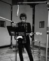 TODAY'S BEST MUSIC FASHION IS ONSCREEN TODAY'S BEST MUSIC FASHION IS ONSCREEN