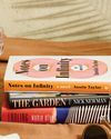 Hot SUMMER READS Hot SUMMER READS