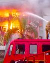 കോഴിക്കോട് വസ്ത്രാലയത്തിൽ വൻ തീപിടിത്തം കോഴിക്കോട് വസ്ത്രാലയത്തിൽ വൻ തീപിടിത്തം0