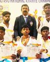 கராத்தே போட்டியில் 97 பதக்கங்கள் வென்று தமிழகத்திற்கு பெருமை சேர்த்த வீரர்கள் கராத்தே போட்டியில் 97 பதக்கங்கள் வென்று தமிழகத்திற்கு பெருமை சேர்த்த வீரர்கள்