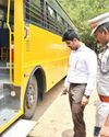 திருவள்ளூர் மாவட்ட காவல் கண்காணிப்பு அலுவலக மைதானத்தில் 214 பள்ளி வாகனங்களை சிறப்புக் கூட்டு தணிக்கை செய்தனர்