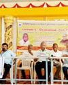 தேர்தலின்போது அளித்த வாக்குறுதிகளை தமிழக அரசு உடனடியாக நிறைவேற்ற கோரி ஓய்வுபெற்ற அரசு ஊழியர் சங்க மாவட்ட பேரவை கூட்டத்தில் தீர்மானம் தேர்தலின்போது அளித்த வாக்குறுதிகளை தமிழக அரசு உடனடியாக நிறைவேற்ற கோரி ஓய்வுபெற்ற அரசு ஊழியர் சங்க மாவட்ட பேரவை கூட்டத்தில் தீர்மானம்