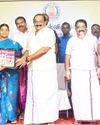 அமைச்சர் அர.சக்கரபாணி, ஒட்டன்சத்திரத்தில் மாணவ, மாணவிகளுக்கு புதிய பாடநூல்கள், சீருடைகள், நோட்டு புத்தகங்கள் மற்றும் பிற கல்வி உபகரணப் பொருட்களை வழங்கினார்5
