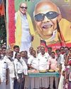 முத்தமிழறிஞர் கலைஞரின் 102வது பிறந்தநாள் விழா பெரியகுளம் நகர் கழகம் சார்பில் மாலை அணிவித்து மரியாதை13