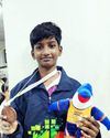 கேலோ இந்தியா கடற்கரை மல்லர் கம்பம் போட்டி ராமநாதபுரம் மாவட்டத்தை சேர்ந்த வீரர் வெண்கலப் பதக்கம் வென்றார்8