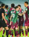 Defending champs Mohun Bagan Super Giant take on Kerala Blasters FC, aim to extend lead