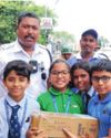Cops Moved By Kind-Hearted Youngsters15