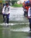 Unrelenting rains worsen situation in Burdwan town Unrelenting rains worsen situation in Burdwan town13