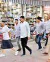 'क्यूट गर्ल' लिखी टीशर्ट-स्कर्ट पहना बदमाश को घुमाया, पुलिस को फटकार 'क्यूट गर्ल' लिखी टीशर्ट-स्कर्ट पहना बदमाश को घुमाया, पुलिस को फटकार8