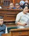 आबकारी नीति से 2,002 करोड़ का नुकसान, केजरीवाल, सिसोदिया से हो सकती है वसूली आबकारी नीति से 2,002 करोड़ का नुकसान, केजरीवाल, सिसोदिया से हो सकती है वसूली2