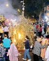 श्रद्धा व उल्लास के साथ हुआ होलिका दहन, आज रंग में सराबोर होगी दिल्ली