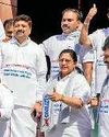 परिसीमन के मुद्दे पर दोनों सदनों में द्रमुक सदस्यों का हंगामा परिसीमन के मुद्दे पर दोनों सदनों में द्रमुक सदस्यों का हंगामा