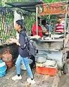 साकेत में फुटपाथ पर अतिक्रमण के खिलाफ आरडब्ल्यूए ने छेड़ा अभियान83
