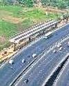 सड़क सुरक्षा की कसौटी पर बड़ी परियोजनाएं41