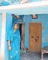 छत तोड़ मेस में घुसा विमान, कवच बनी टेबल41