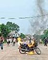 भीम आर्मी के कार्यकर्ताओं का प्रयागराज में उपद्रव, आगजनी42