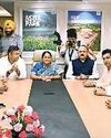 सीएम ने युवाओं के लिए इंटर्नशिप कार्यक्रम किया शुरू21