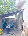 धमाके की भयावहता बता रही पुलिस चौकी, दीवार ने बचाई पुलिसकर्मियों की जान धमाके की भयावहता बता रही पुलिस चौकी, दीवार ने बचाई पुलिसकर्मियों की जान19