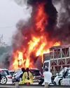 मुंबई-बेंगलुरु राजमार्ग पर हादसा, आठ की मौत मुंबई-बेंगलुरु राजमार्ग पर हादसा, आठ की मौत53