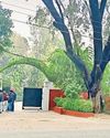 अमृतसर में दूसरे दिन भी बंद रहे स्कूल, एटोमिक मेल की जांच बनी चुनौती अमृतसर में दूसरे दिन भी बंद रहे स्कूल, एटोमिक मेल की जांच बनी चुनौती54