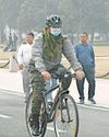 हवा चली तो उड़ा कोहरा, प्रदूषण भी घटा17