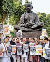 जीरामजी बिल से मनरेगा की हुई विदाई, महात्मा गांधी के नाम पर संसद में संग्राम26