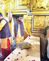 केजरीवाल ने हनुमान मंदिर में दर्शन कर मांगी देश की समृद्धि केजरीवाल ने हनुमान मंदिर में दर्शन कर मांगी देश की समृद्धि22