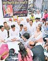 पुलिस ही हत्या करेगी तो कौन करेगा सुरक्षा : देवेंद्र यादव82