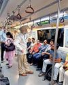 मेट्रो मंडे के बाद भी न जाम से राहत, न बचा ईंधन मेट्रो मंडे के बाद भी न जाम से राहत, न बचा ईंधन19