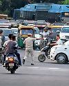 सख्ती होने के बाद भी लोग गलत दिशा से चलाते हैं वाहन सख्ती होने के बाद भी लोग गलत दिशा से चलाते हैं वाहन71