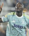 Pair grab braces as Juve cruise Pair grab braces as Juve cruise