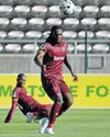 Hunt explains Ndah's surprise midfield role in win27
