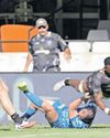 Sharks’ tempo too hot to handle24