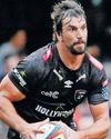 Etzebeth back in the Sharks saddle for Connacht challenge31